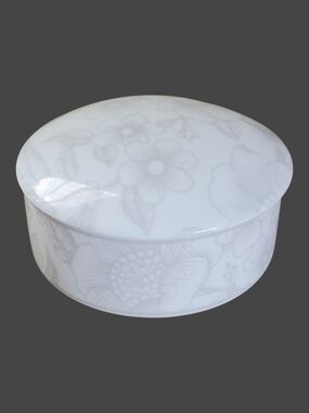 Tiffany & Co. Clinique Grey Flower Trinket Box. Made In Japan